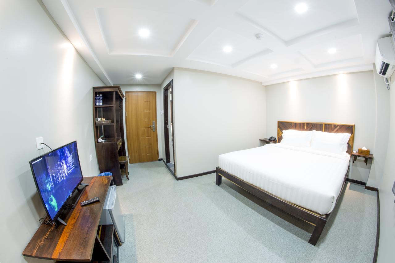Tristar Hotel Янгон Екстериор снимка
