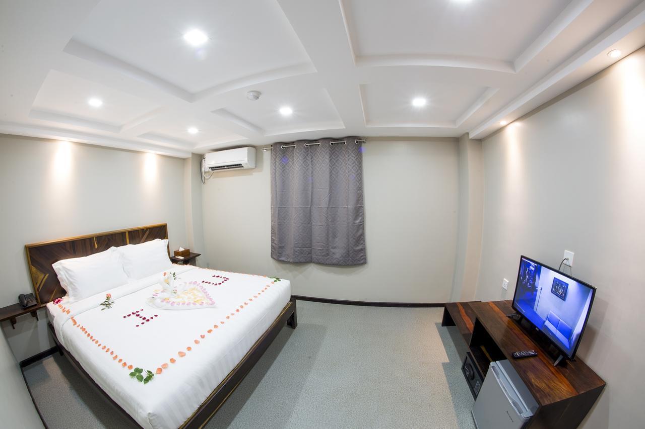 Tristar Hotel Янгон Екстериор снимка