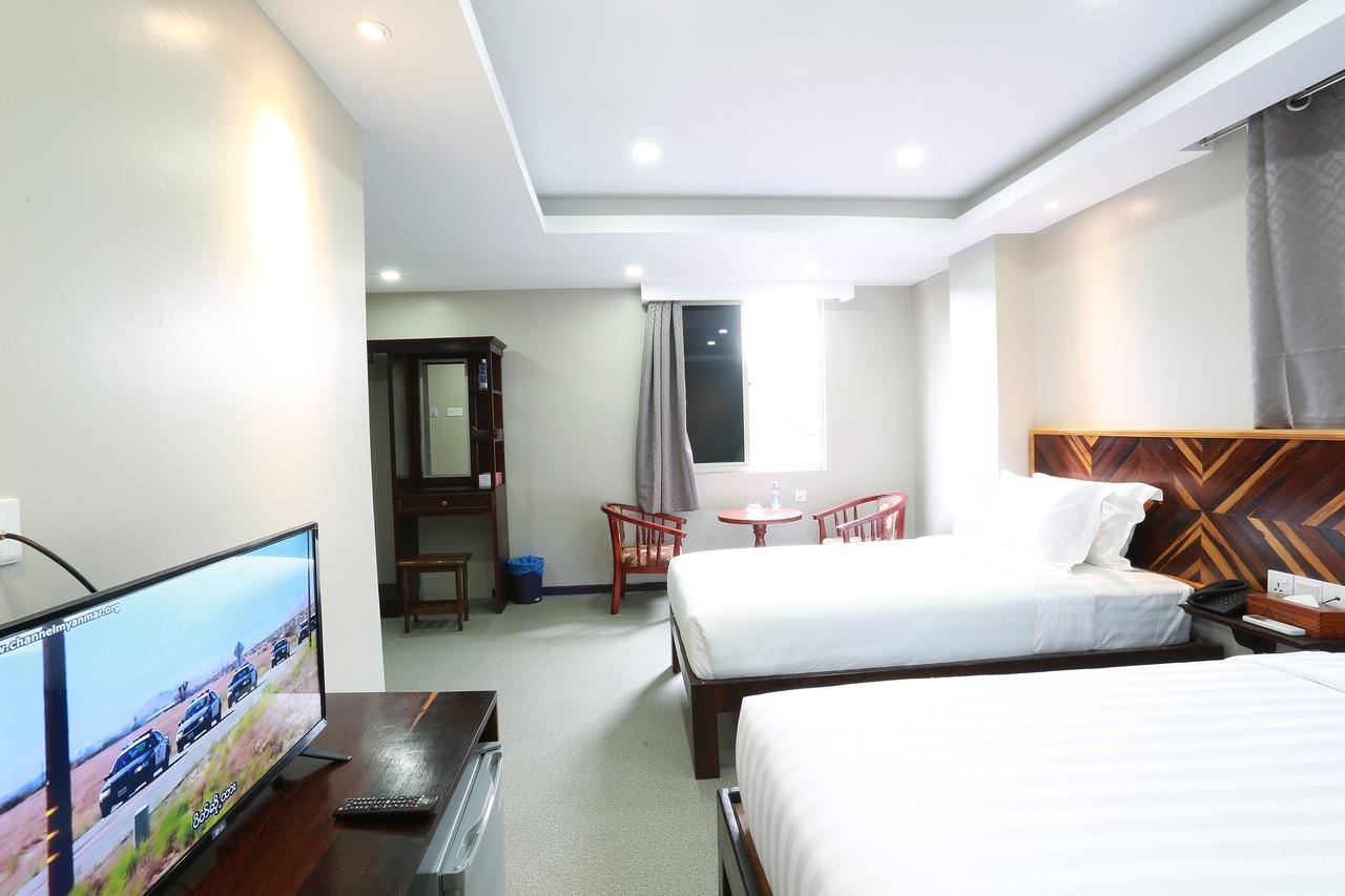 Tristar Hotel Янгон Екстериор снимка